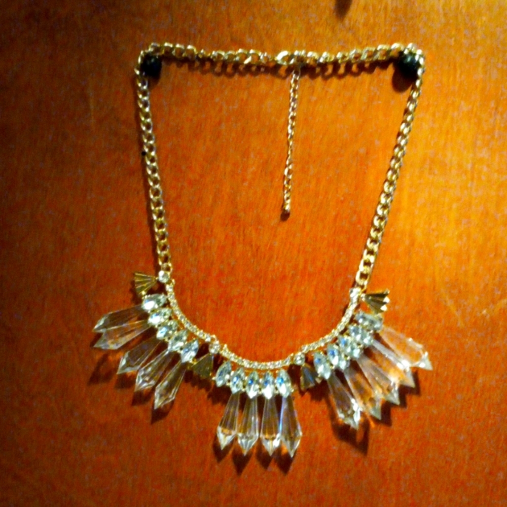 Jewelry lot-32-Q